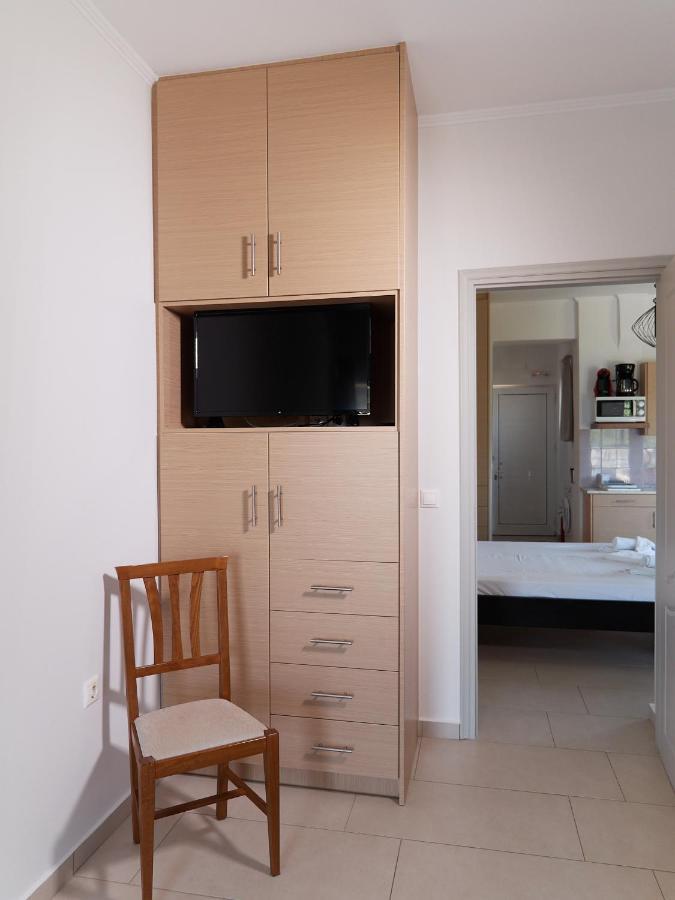 Apartment Thea Studios