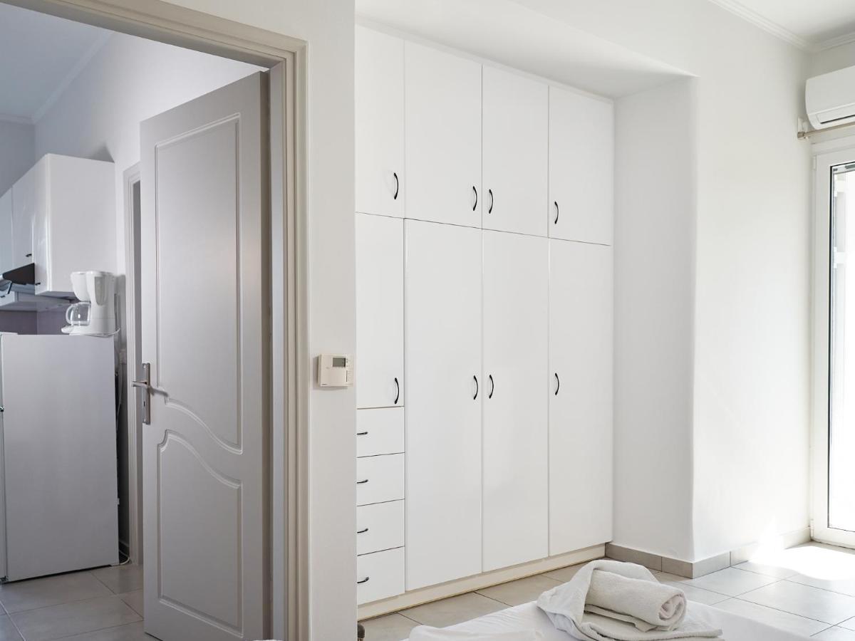 Thea Studios Apartment